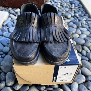 Trippen Tiger loafer in black - like new, in box (38)